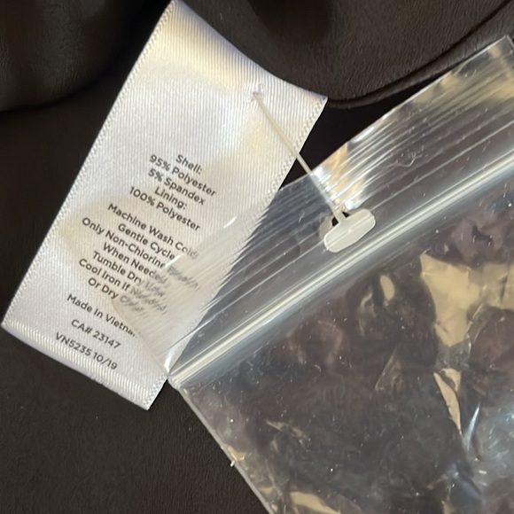 NWOT Talbots Fit & Flare Black & White Dandelion Dress Size 4 - Picture 16 of 16